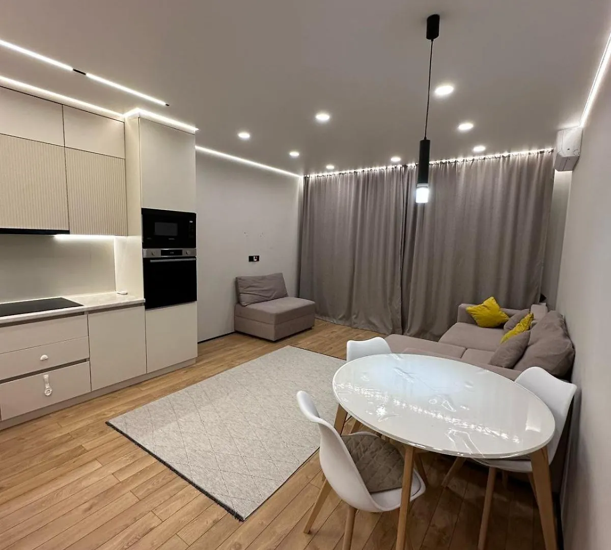 Квартира Жк Rams City Almaty Apartment